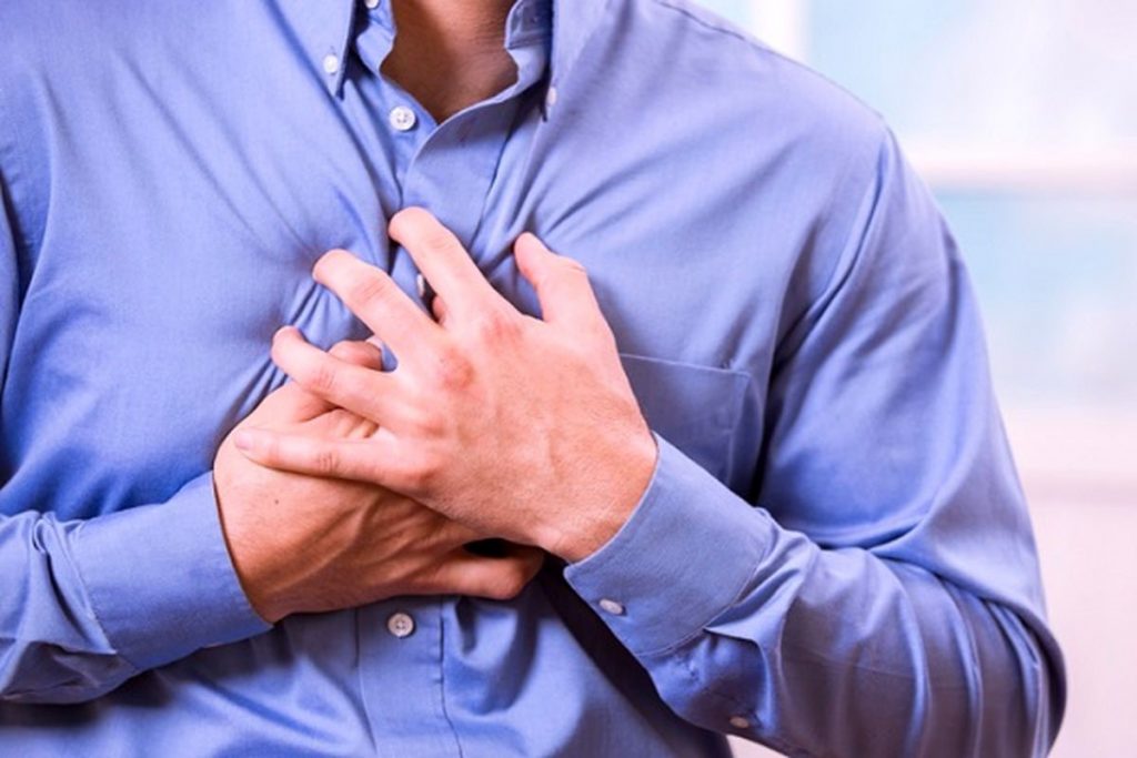 درد پشت قلب نشانه ی چیست؟